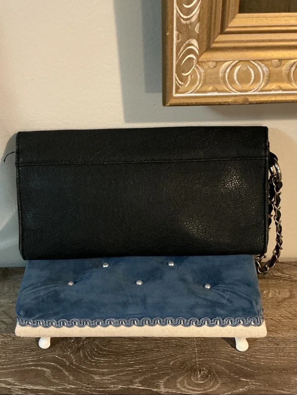 Jennifer Lopez J Lo Black Faux Leather Chain Detail Handle Clutch Turnlock